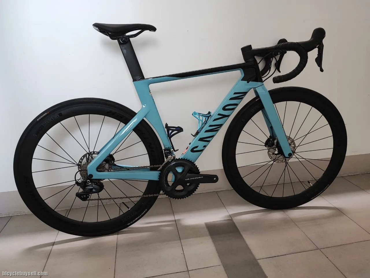 Canyon Aeroad CF SL 8 Disc