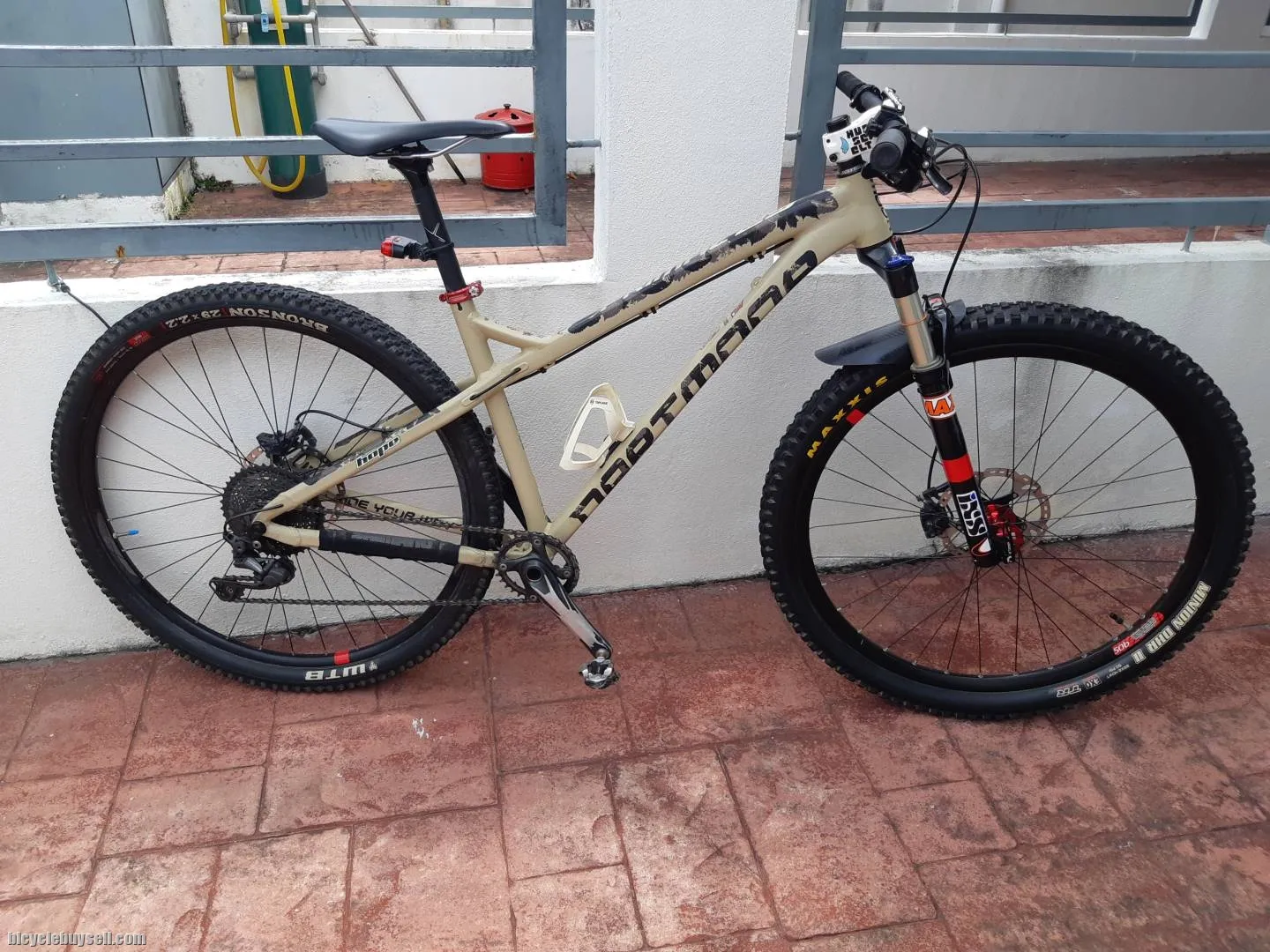 Dartmoor Primal 29
