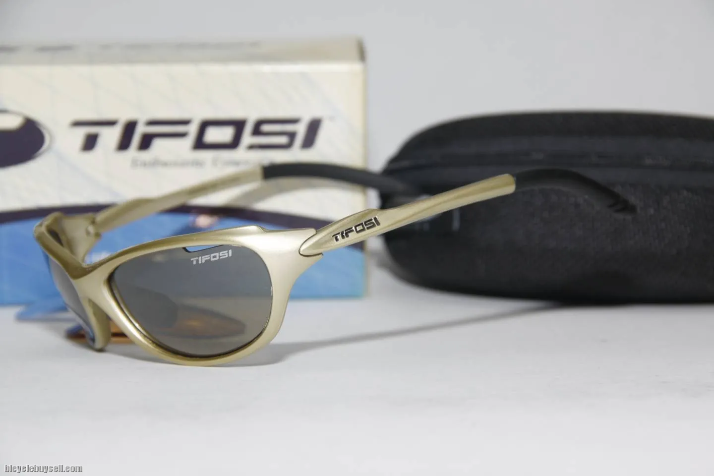 Tifosi Strada sunglasses - 3 lenses
