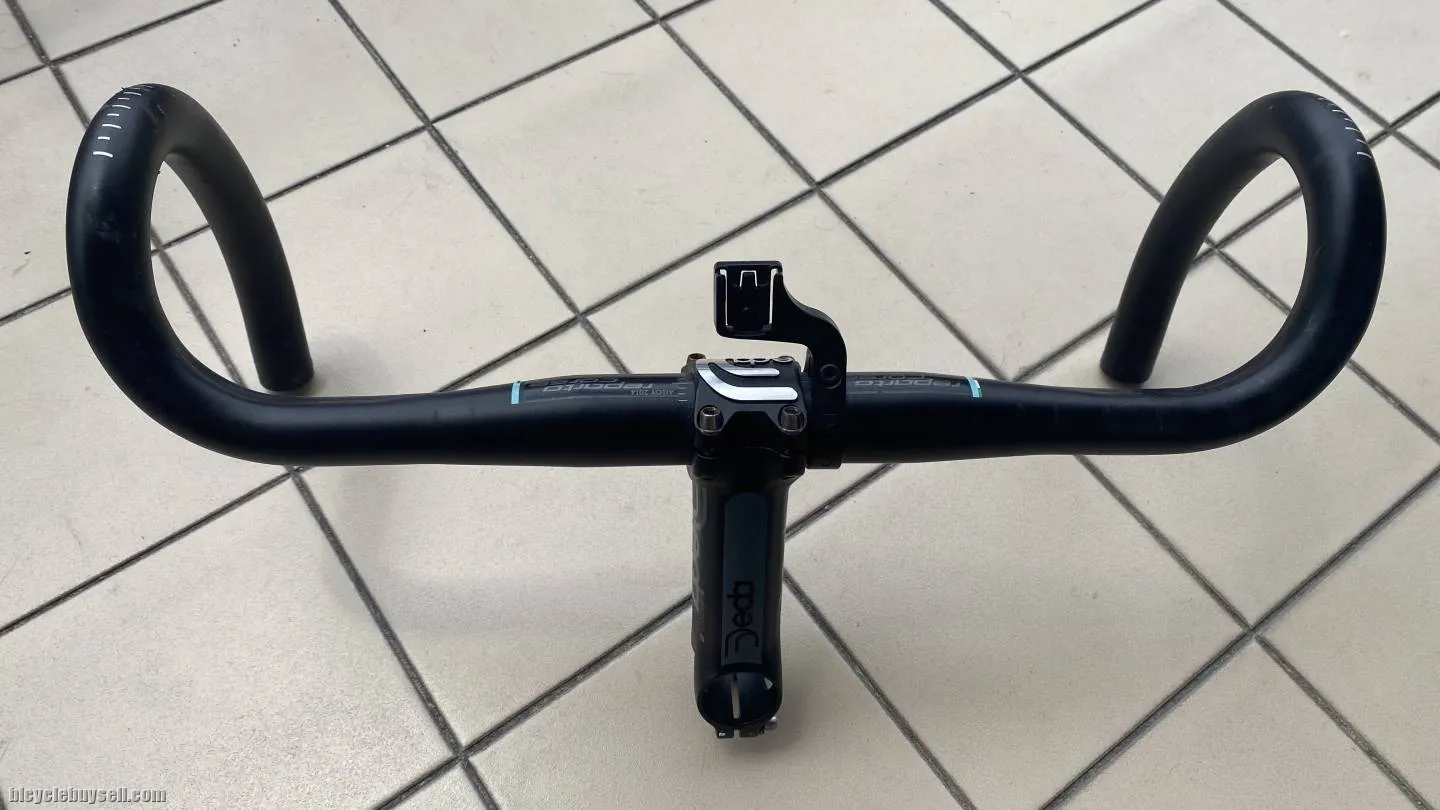 Deda Zero 2, Handlebar &amp; Cateye bracket