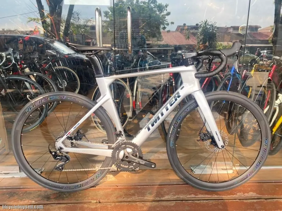 Twitter R10 Road Bike