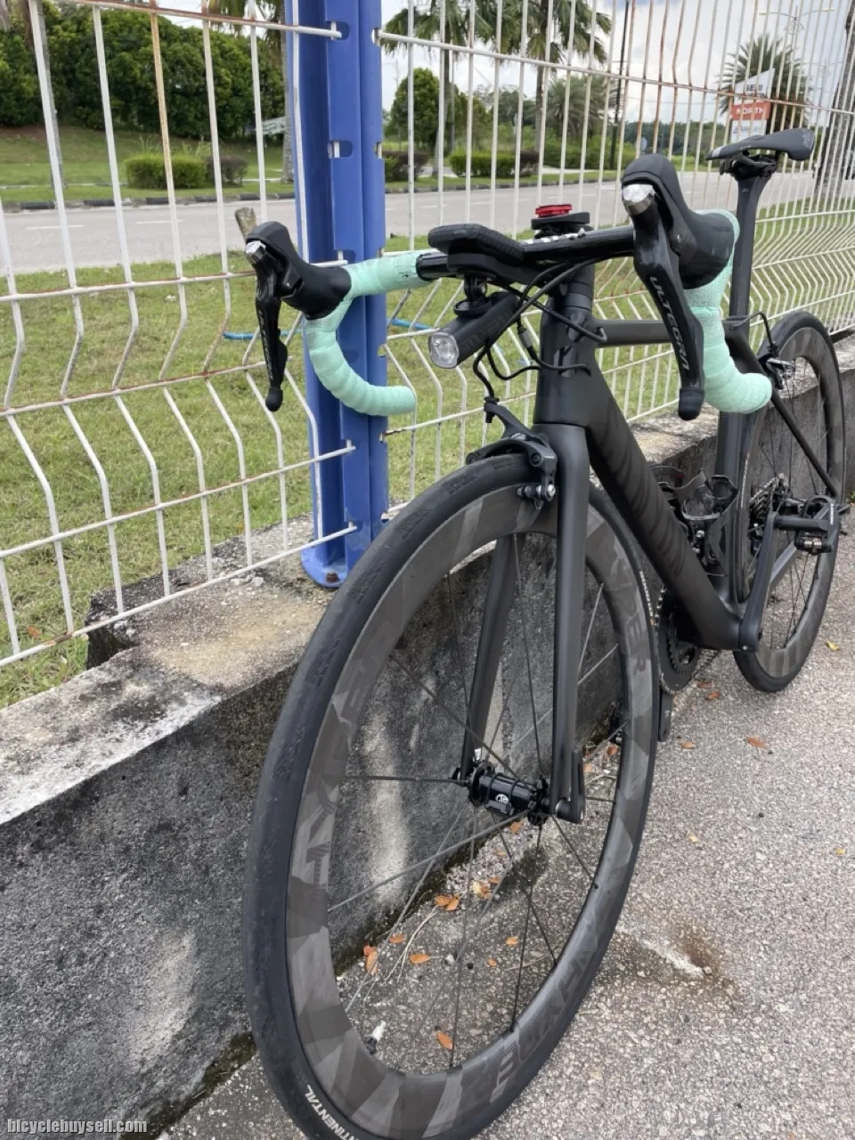 Canyon Ultimate CF SL8 XS