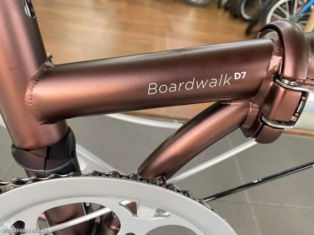 Dahon Boardwalk D7 20â€ (406) 7 Speed