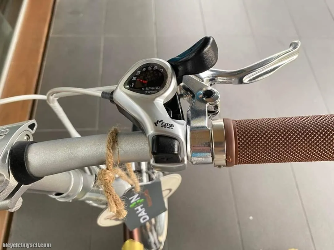 Dahon Boardwalk D7 20â€ (406) 7 Speed