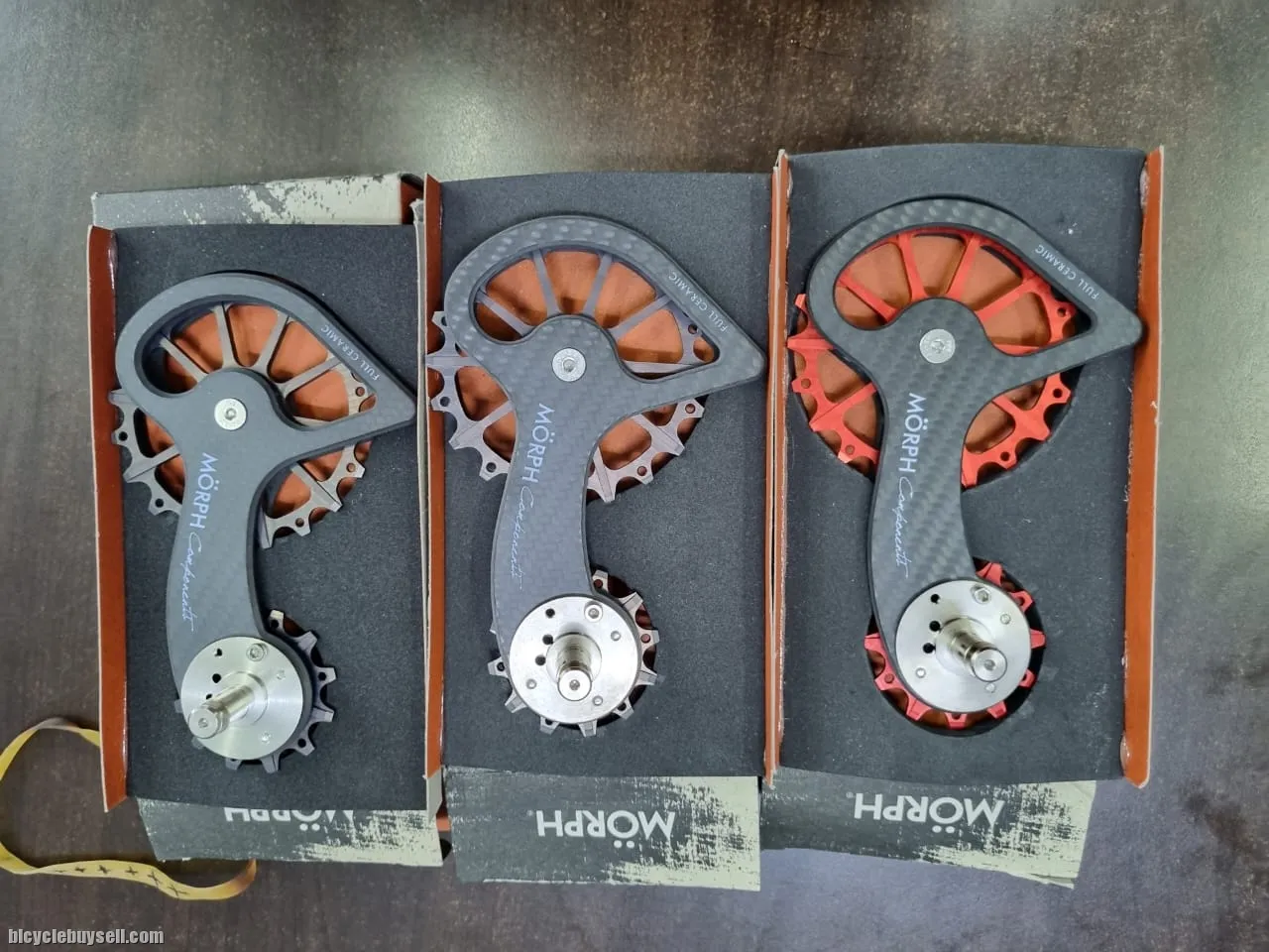 MORPH Oversized Pulley (Ceramic) Shimano (R9100) Brand New !!