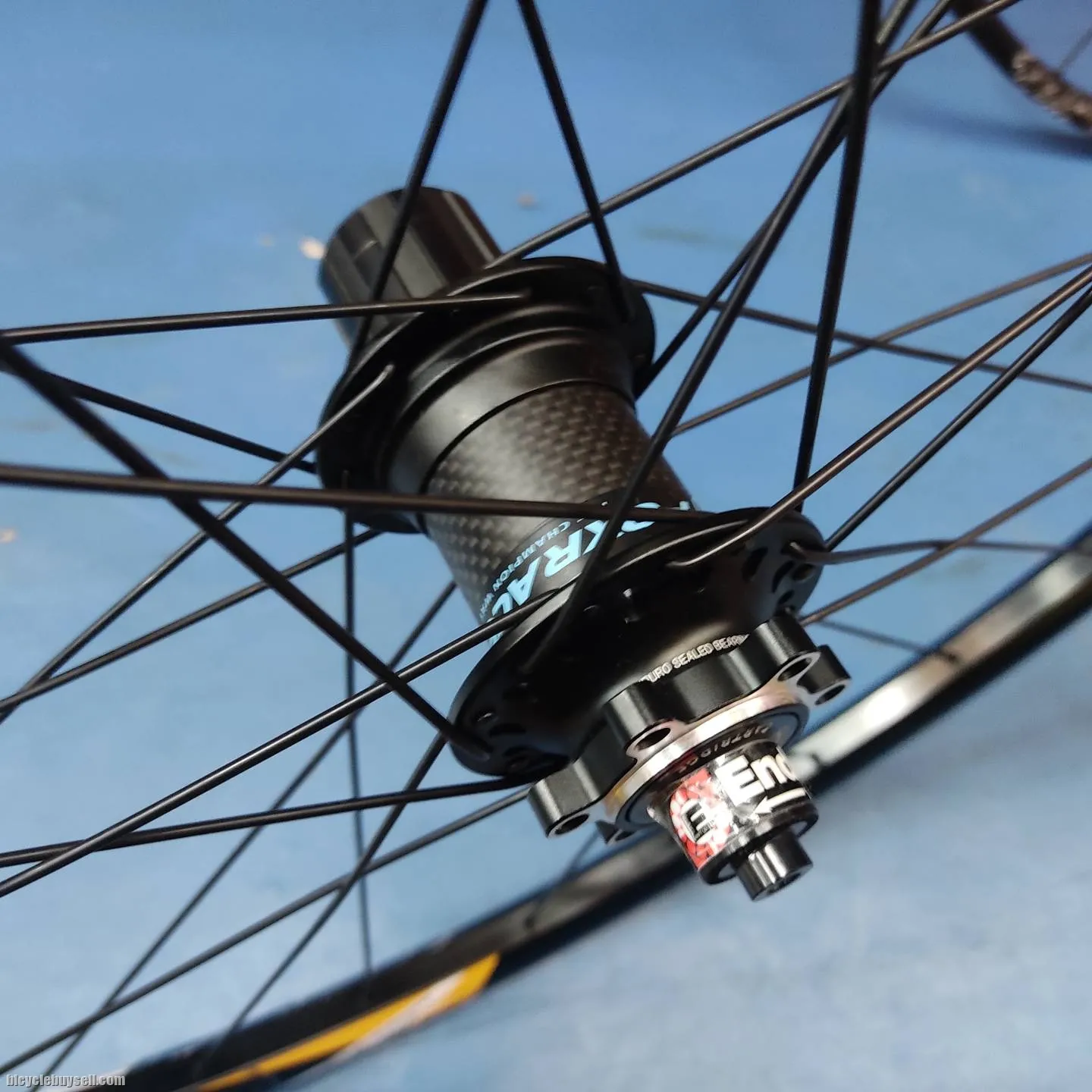 FOXRACE 27.5 WHEELSET HAND BUILT
