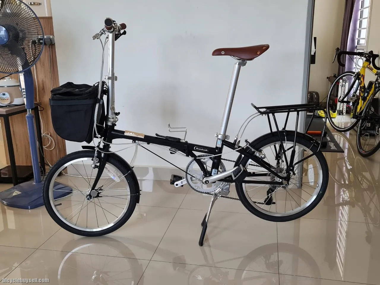 Dahon Boardwalk D7
