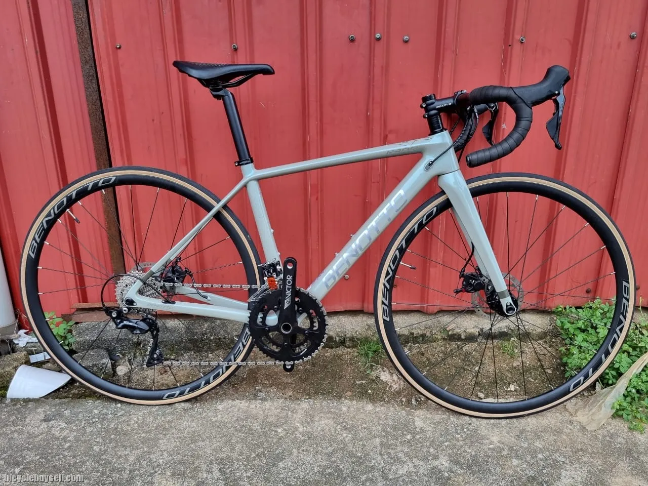 Benotto R300 Carbon Roadbike (44cm) -105;R7000 Mix- (Brand New !!!)