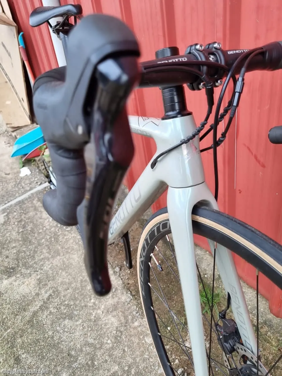 Benotto R300 Carbon Roadbike (44cm) -105;R7000 Mix- (Brand New !!!)