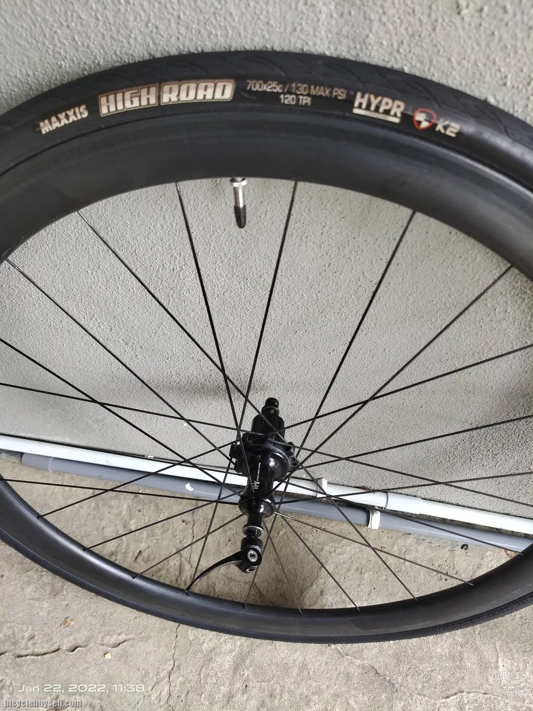Used THR Carbon Wheelset