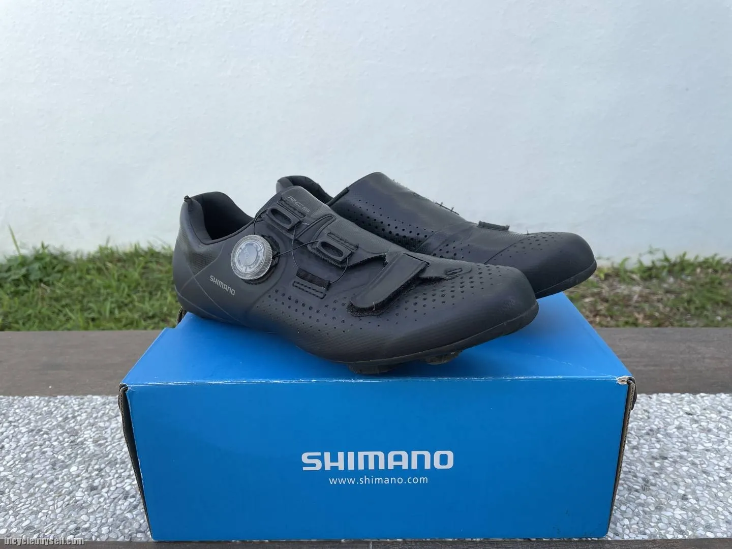 [SOLD] Shimano RC5 cycling shoes