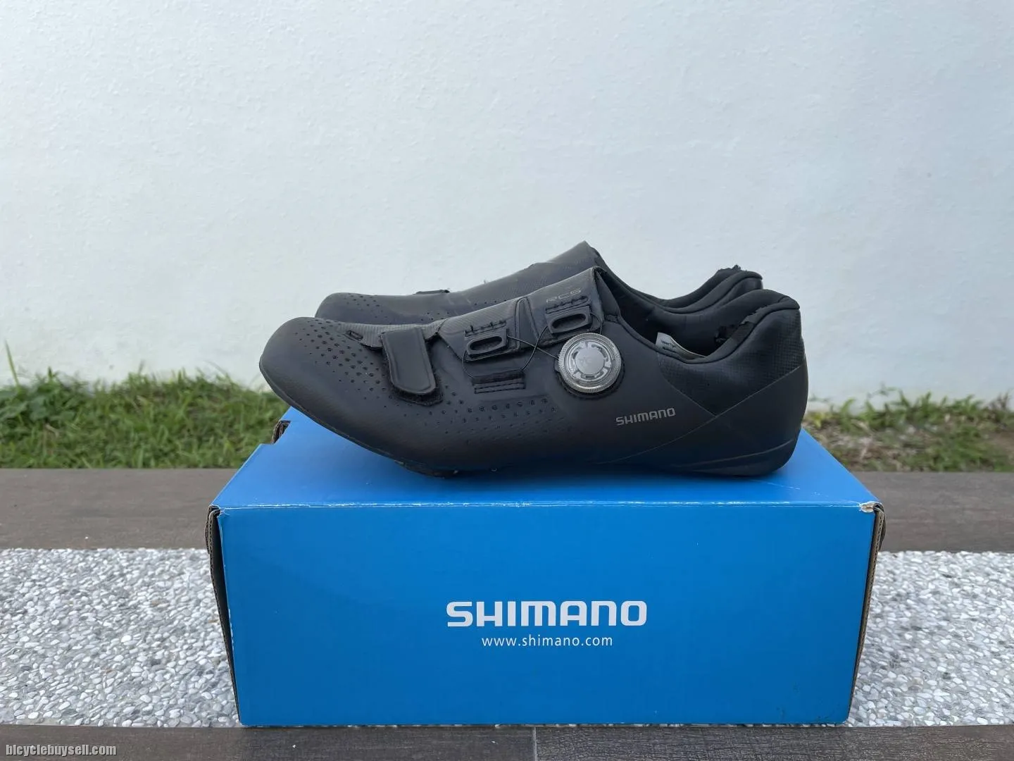[SOLD] Shimano RC5 cycling shoes