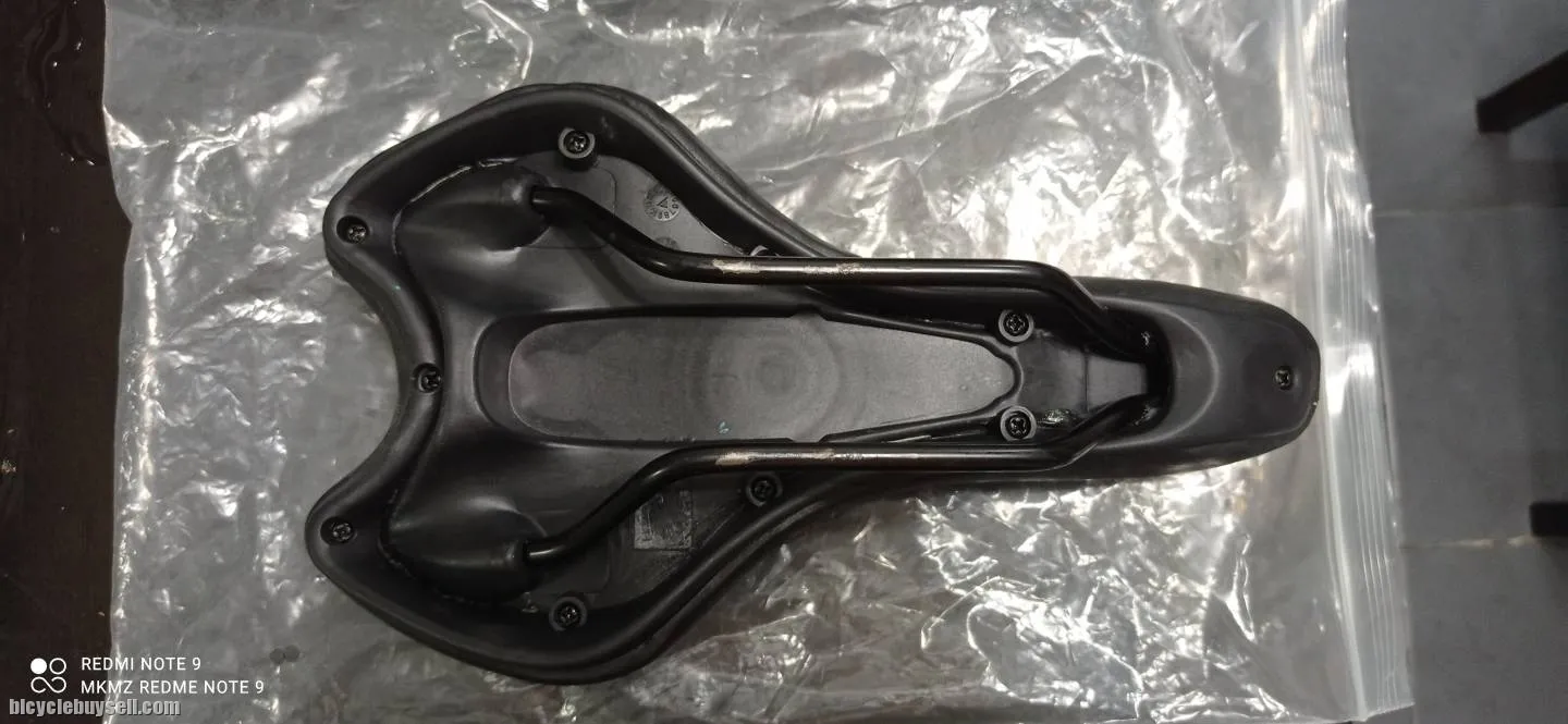 Saddle