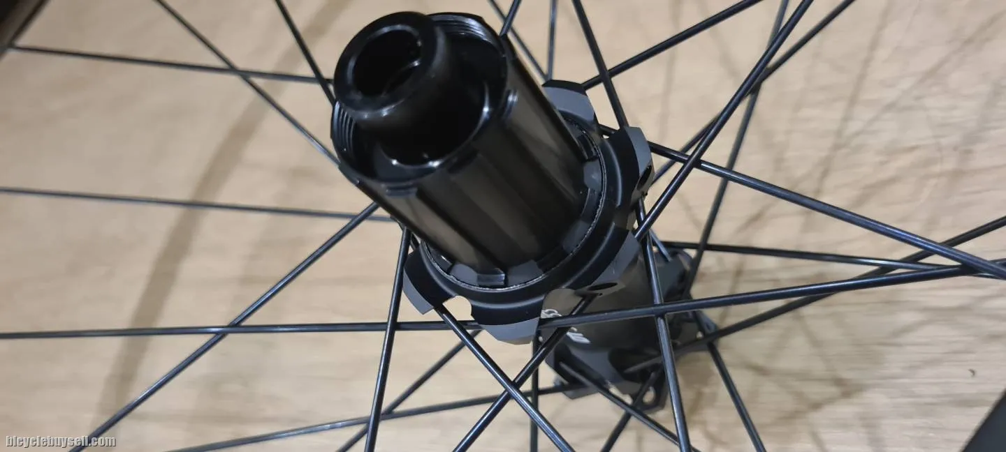 DT SWISS M1900 30MM 29er