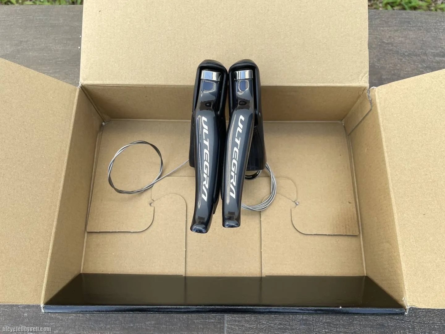 [SOLD] SHIFTER ULTEGRA DI2 R8050 (electronic, rim brake)
