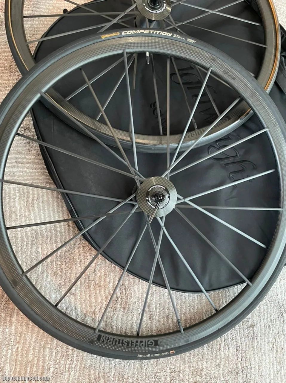 Lightweight Gipfelsturm Ceramicspeed