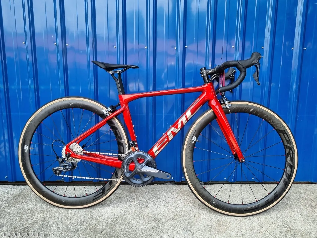 EMC EQuip R1.4 (44cm) (Full Carbon) (Ultegra R8000) Brand New !!!