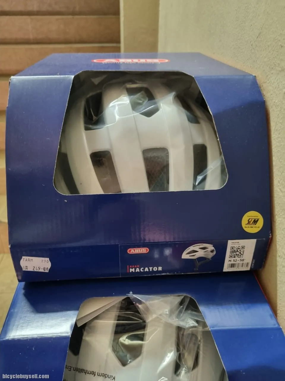 Abus Macator (M &amp; L) -White- (Brand New !!!)