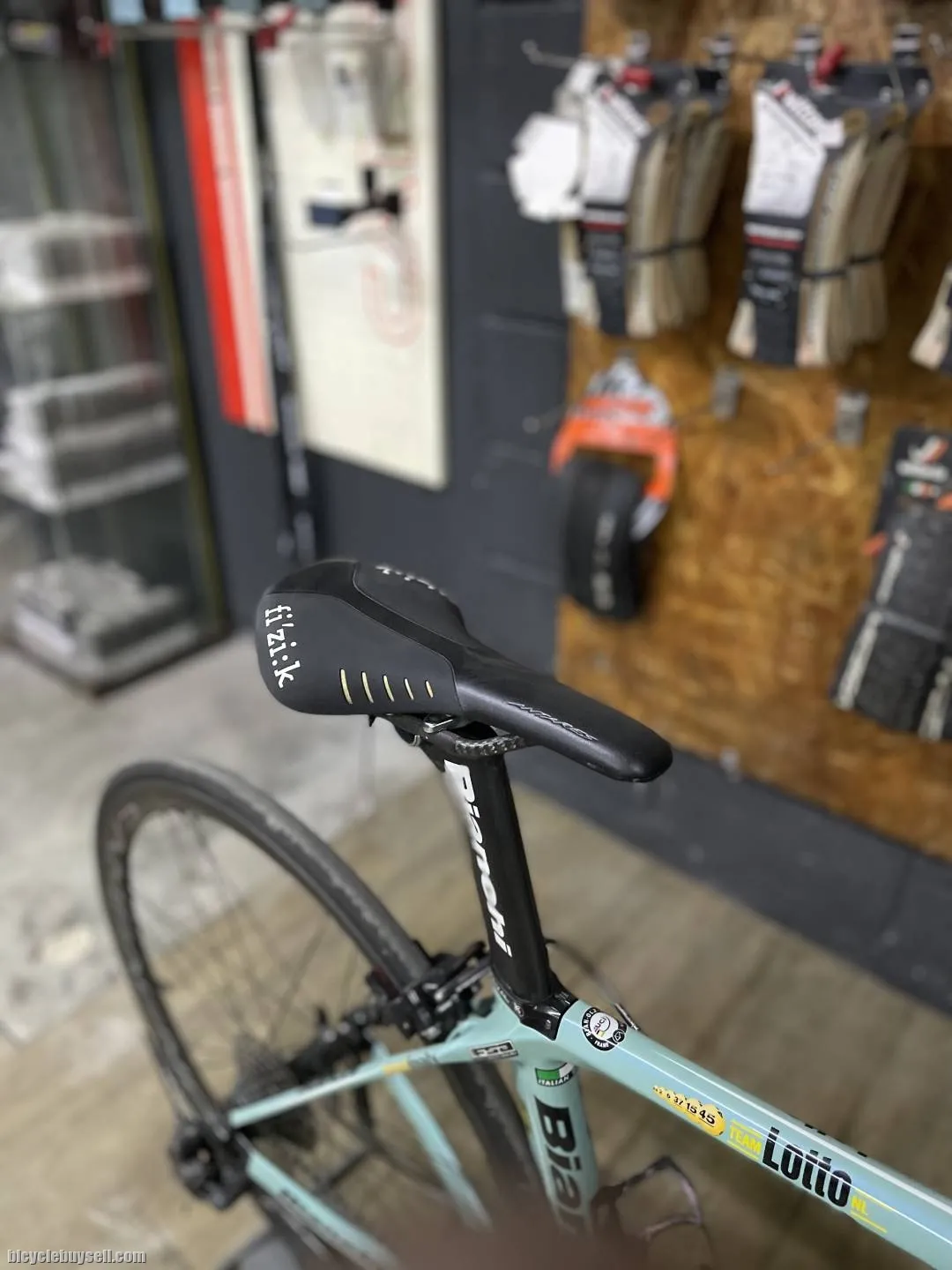 (SOLD) Bianchi Oltre Xr2 Lotto Jumbo Visma team edt