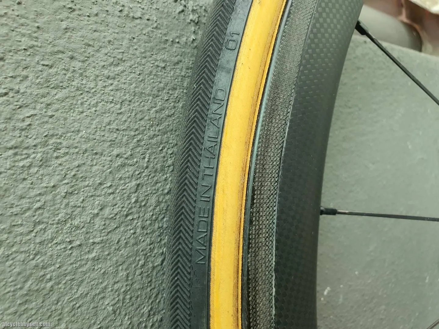 Carbon tubular wheelset 700c 38mm profile with tires