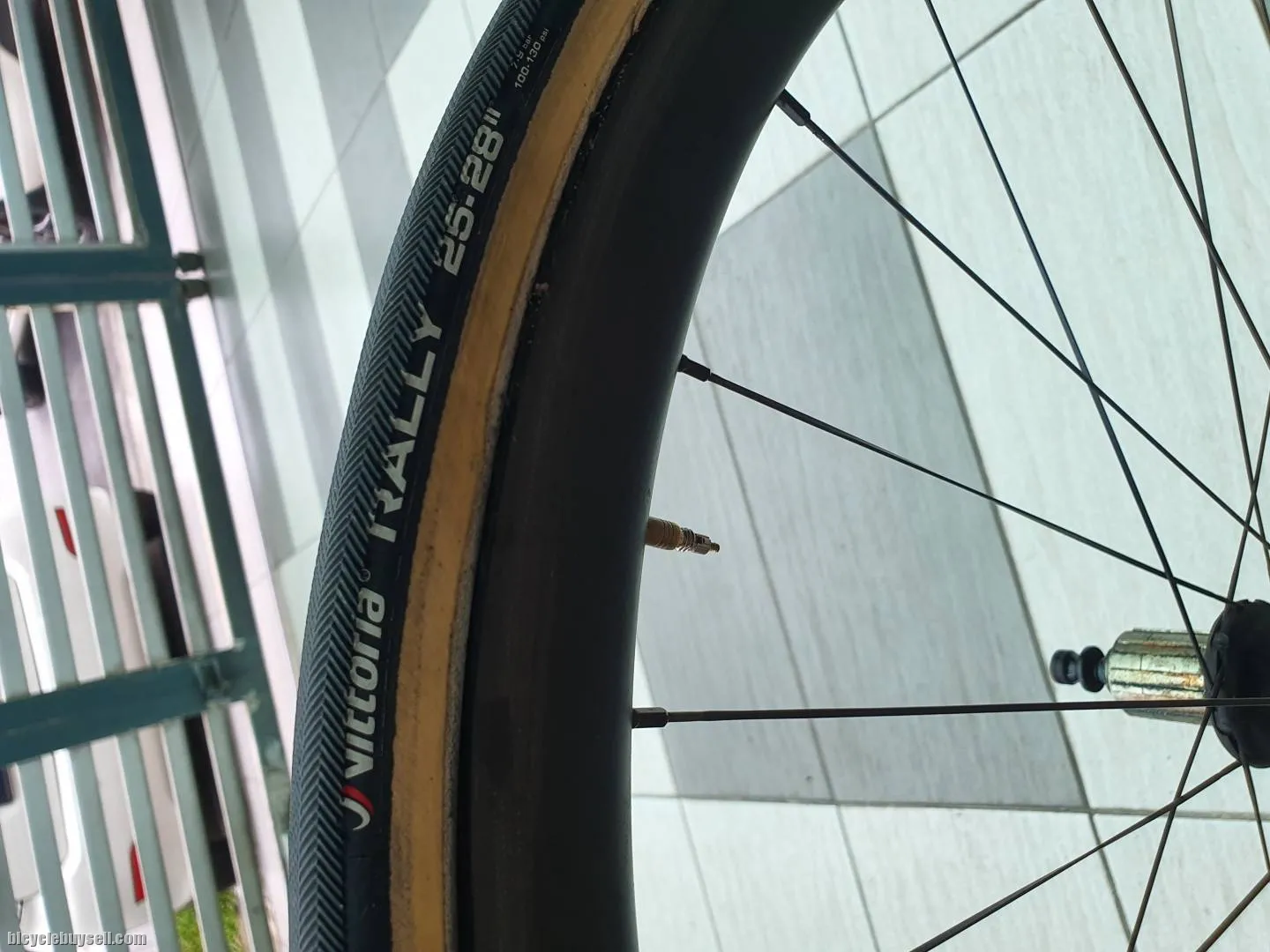 Carbon tubular wheelset 700c 38mm profile with tires