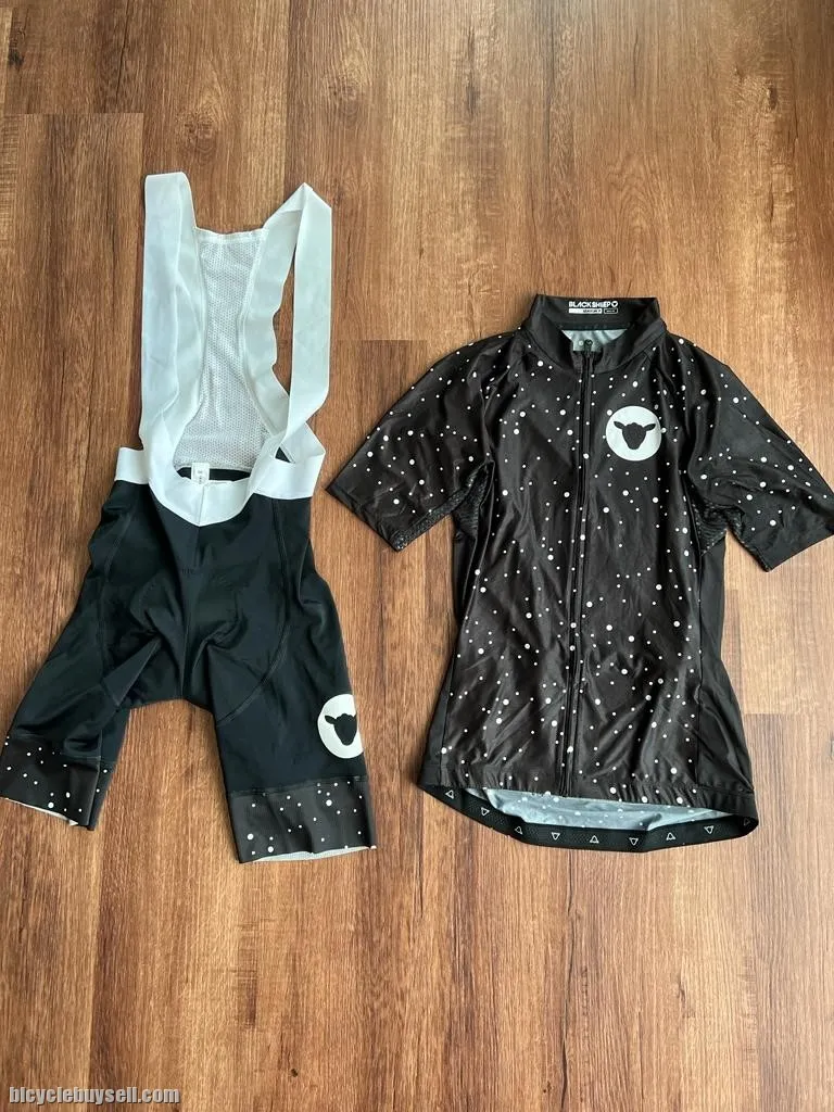 Black Sheep Galaxy Jersey &amp; Bib