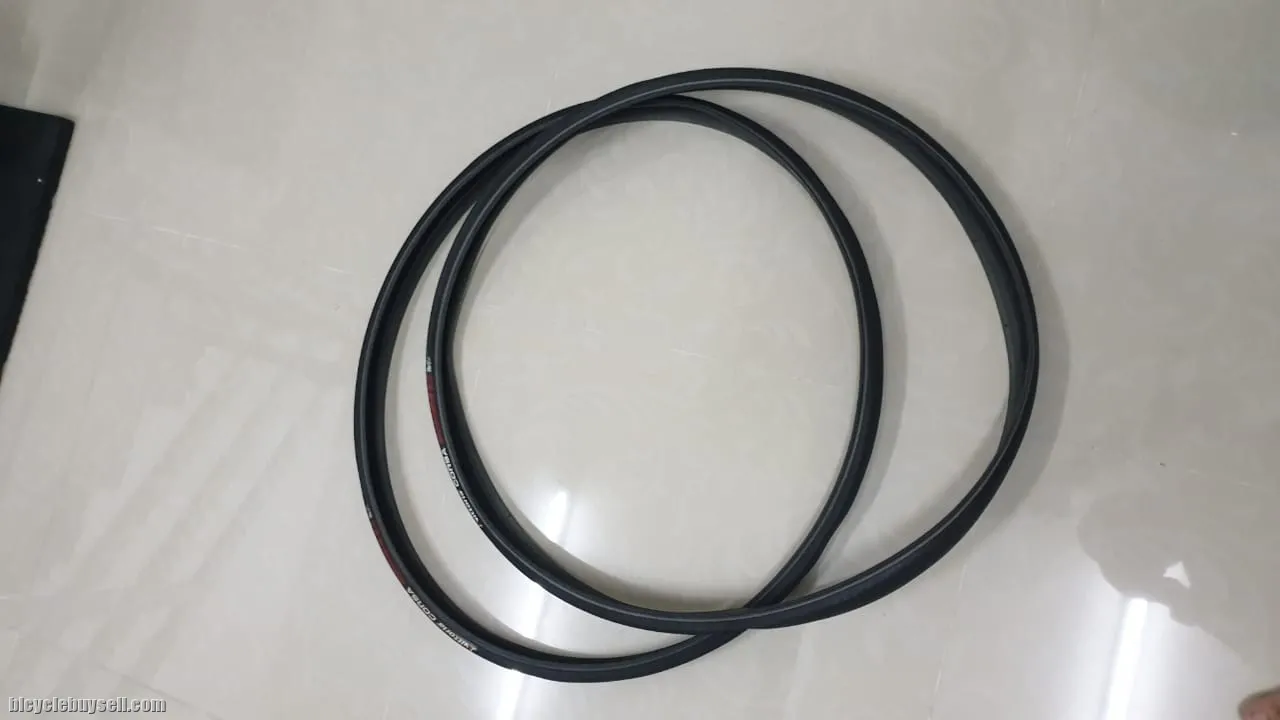 Vittoria Corsa 700x 25C
