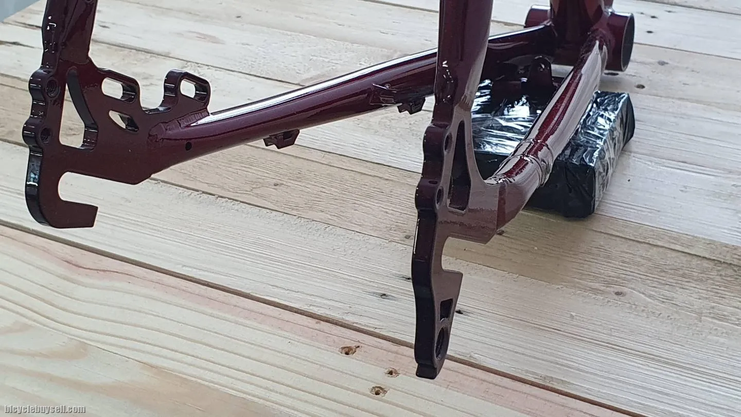 27.5" Cruiser RETRO style FRAMESET!!ðŸ˜ðŸ˜ðŸ˜CROMOLY 4130ðŸ˜!MADE IN TAIWAN!!BLAZING RED