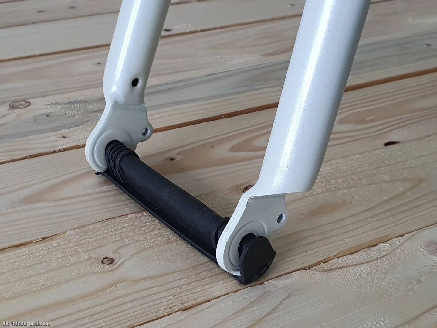 CRAZY SALE!New Old Stock Custom Frameset FIX GEAR - STEEL - Made In Taiwan ðŸ˜ðŸ˜ðŸ˜ !METALLIC WHITE!