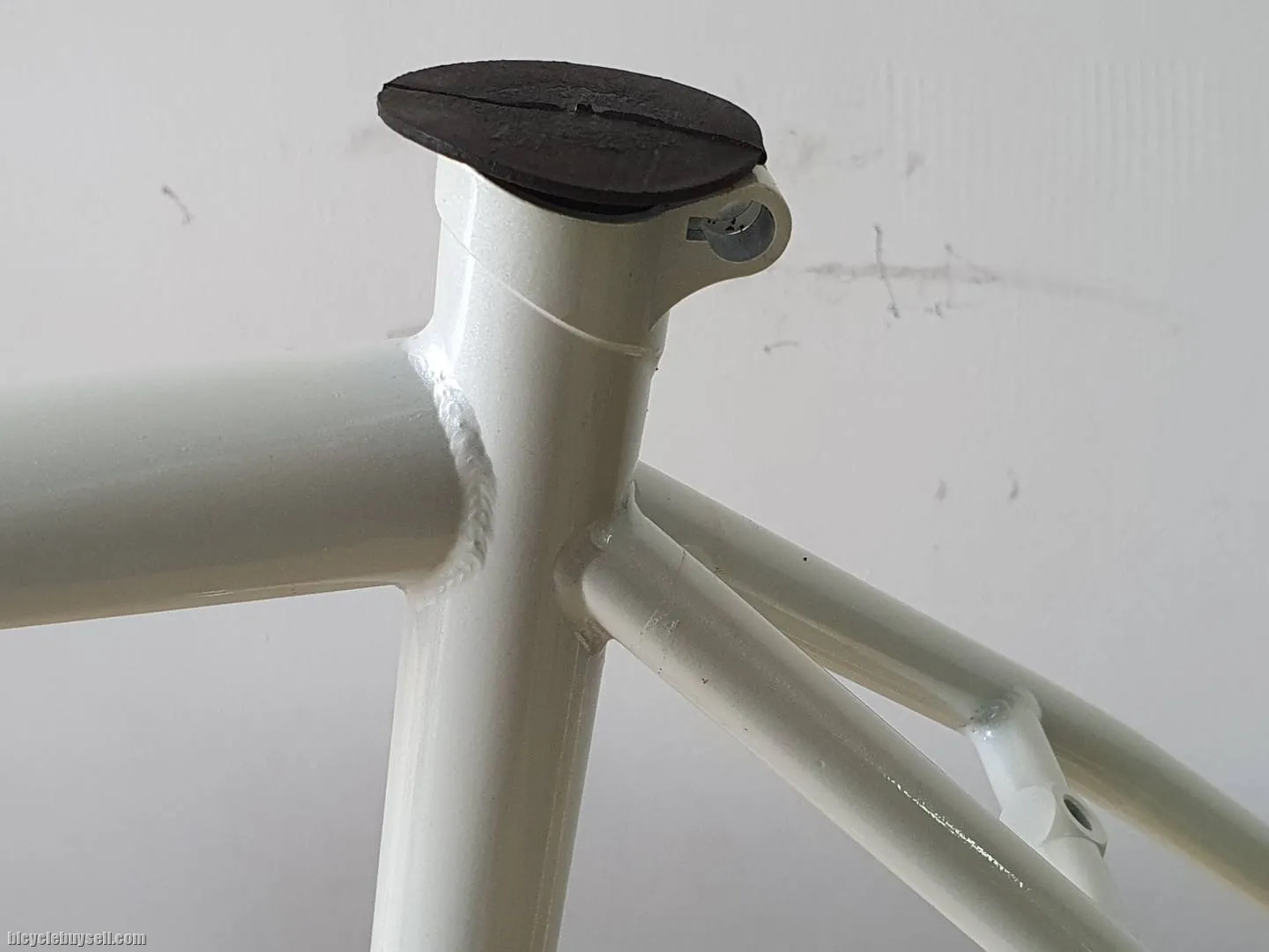 CRAZY SALE!New Old Stock Custom Frameset FIX GEAR - STEEL - Made In Taiwan ðŸ˜ðŸ˜ðŸ˜ !METALLIC WHITE!