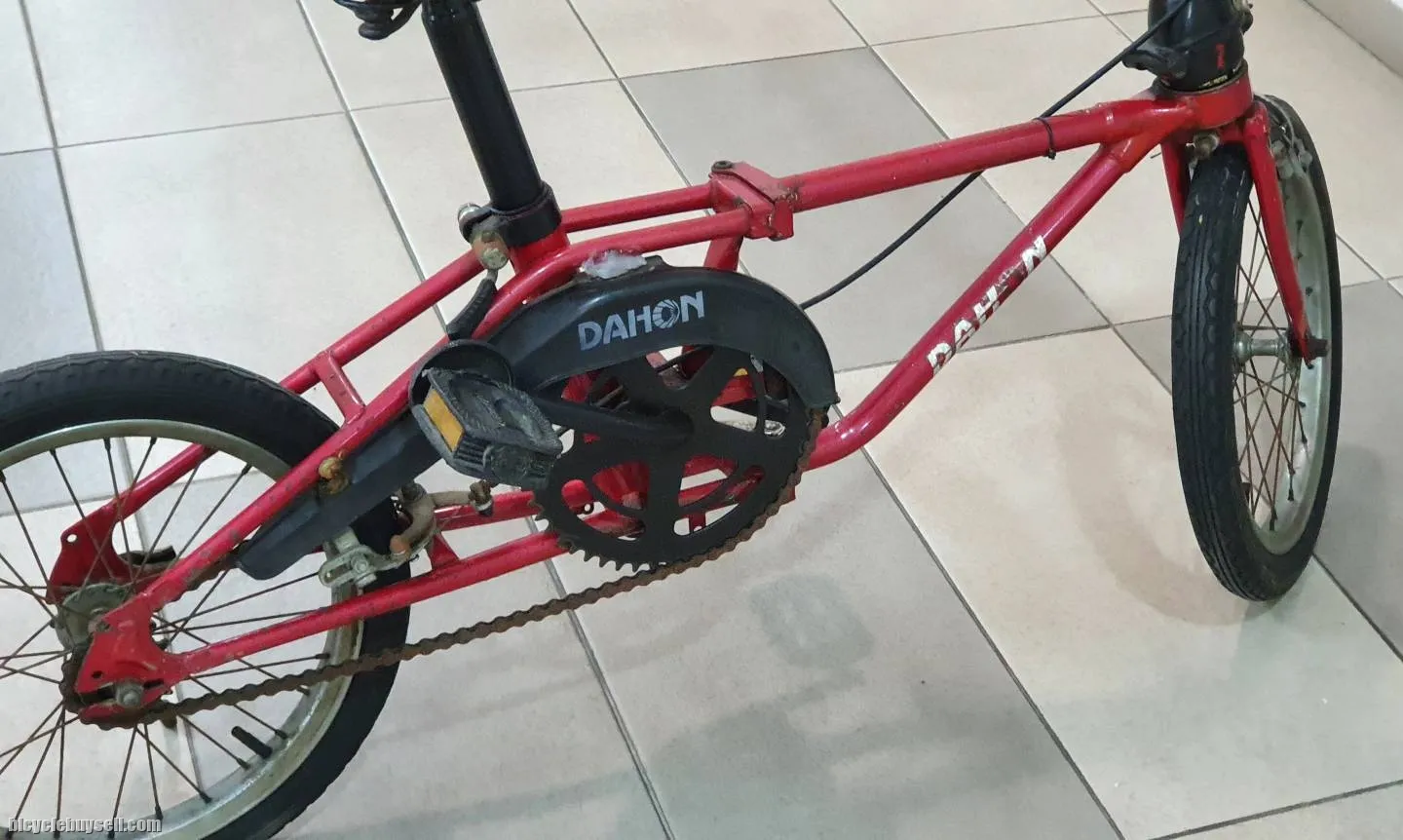 DAHON CLASSIC 16 inch folding bike!!