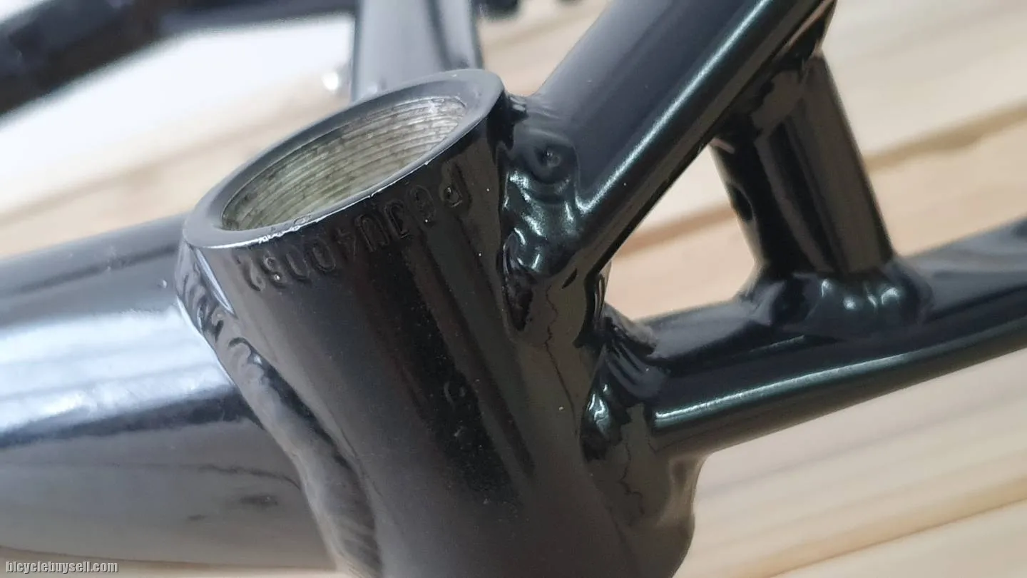 NOS!!NOS!! GT AVALANCHE 3.0...NOS FRAME! NEVER ASSEMBLED!!ðŸ¤ªðŸ¤ªðŸ¤ªðŸ¤ªðŸ¤ª FRAM SIZE : L  FRAME SAJA  : MY