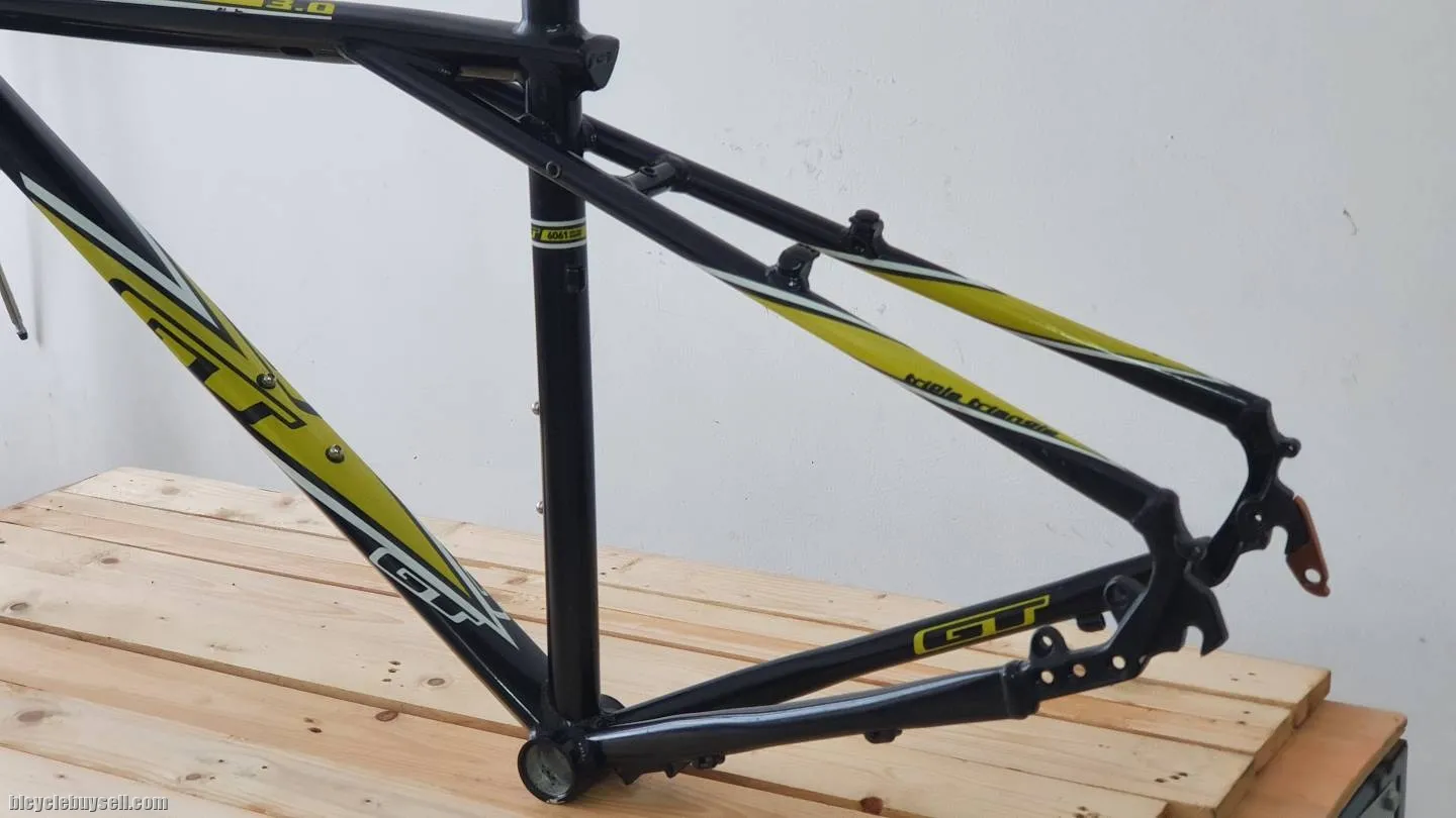 NOS!!NOS!! GT TRANSEO 3.0.NOS FRAME! NEVER ASSEMBLED!!ðŸ¤ªðŸ¤ªðŸ¤ªðŸ¤ªðŸ¤ª