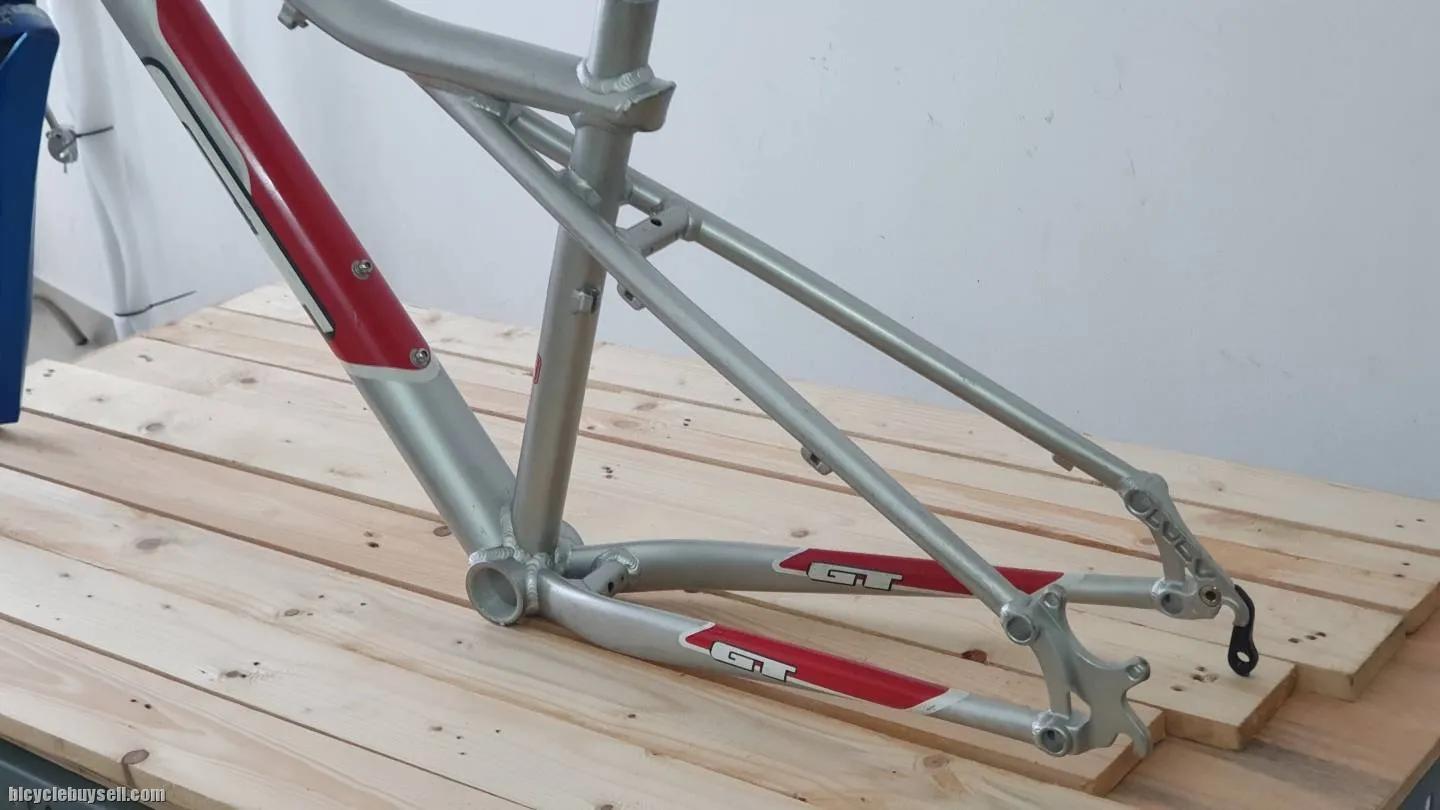 NOS!!NOS!! GT HARDTAIL FRAME.NOS FRAME! NEVER ASSEMBLED!!ðŸ¤ªðŸ¤ªðŸ¤ªðŸ¤ªðŸ¤ª