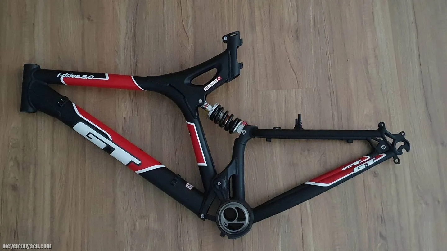 NOS GT I-DRIVE 2.0 FRAME - NEW OLD STOCK - NEVER ASSEMBLED!!!ðŸ˜ðŸ˜ðŸ˜