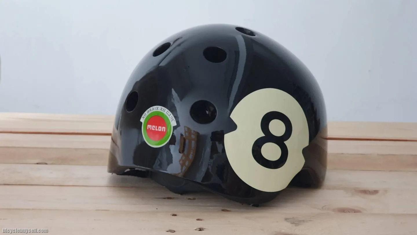 Melon Urban Active Helmet 8 Ball !!!Glossy Finish!!!LOCAL STOCK!LIMITED STOCK ONLYðŸ¤©ðŸ¤© Size : 58cm-6