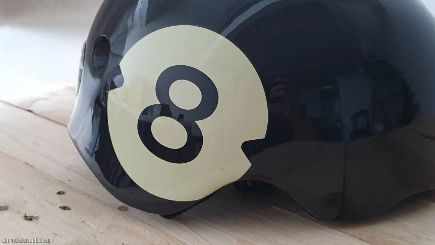Melon Urban Active Helmet 8 Ball !!!Glossy Finish!!!LOCAL STOCK!LIMITED STOCK ONLYðŸ¤©ðŸ¤© Size : 58cm-6