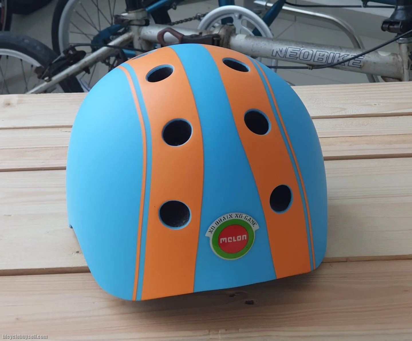 Melon Helmets-Double Orange Blue!LOCAL STOCK!!!ðŸ¤©ðŸ¤©ðŸ¤©ðŸ¤©ðŸ¤©