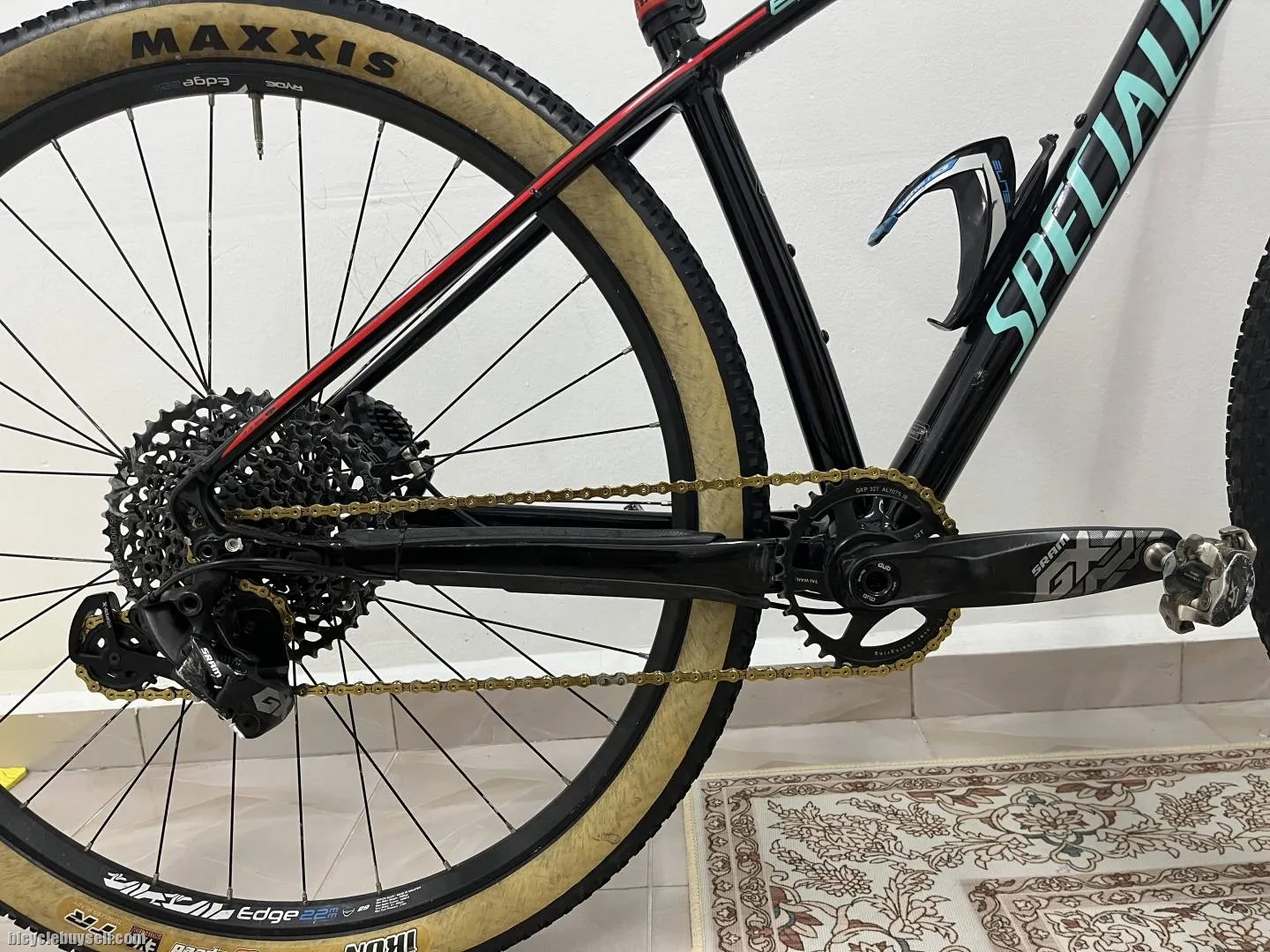 ( Sold )Specialized Epic