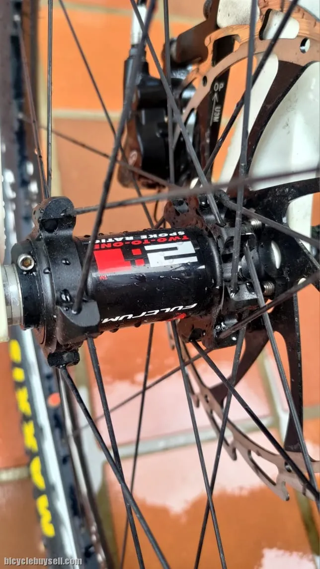 BMC 26in full sus, fulcrum, Shimano XT full set