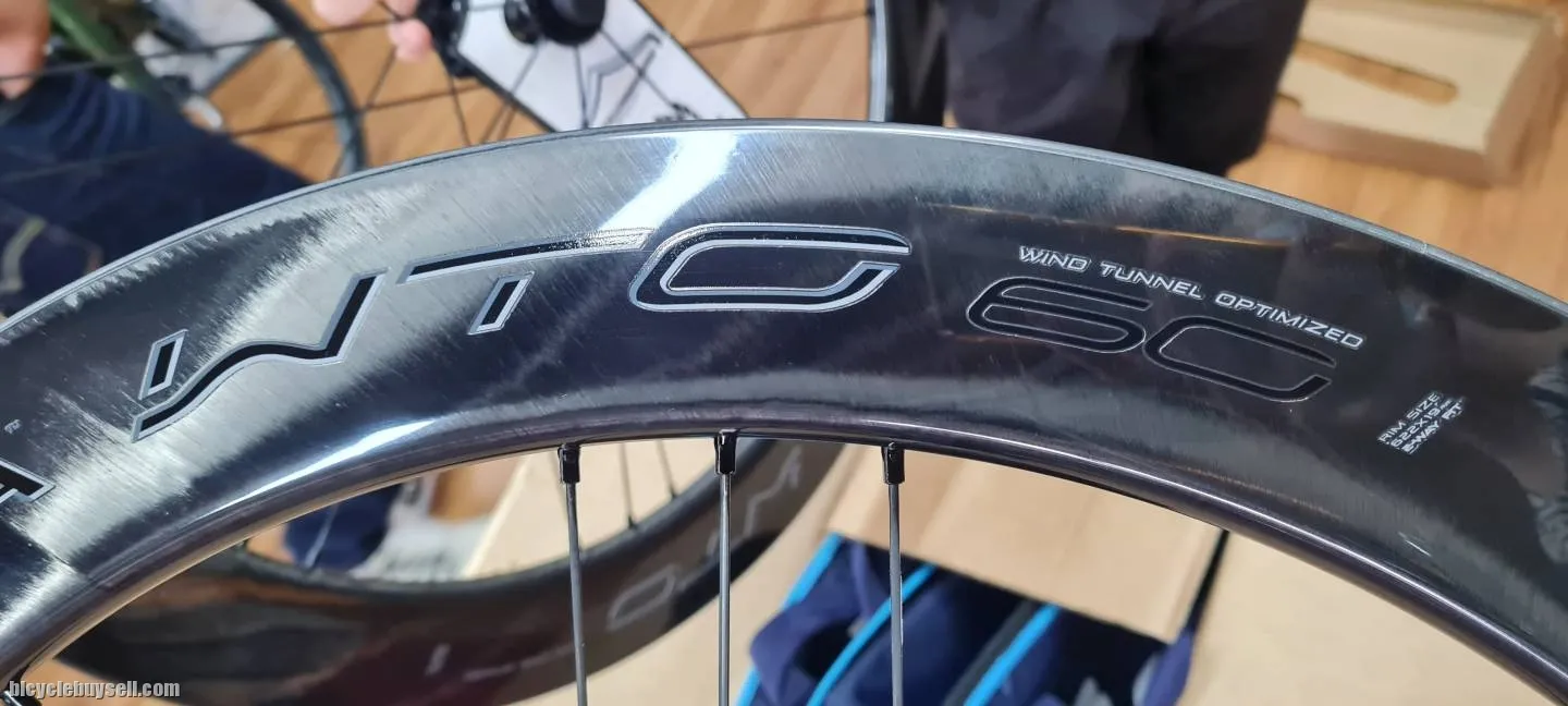 WTO 60 Shimano 11 speed New 2 months with Shop Warranty