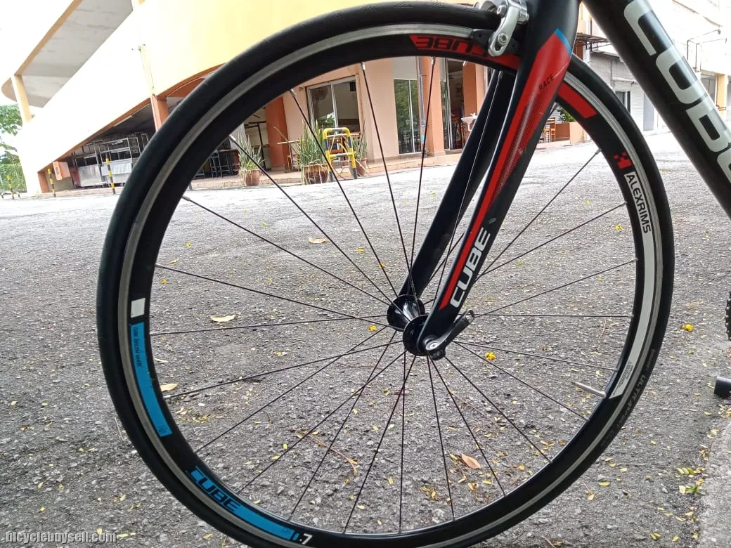 Cube Peloton 700c