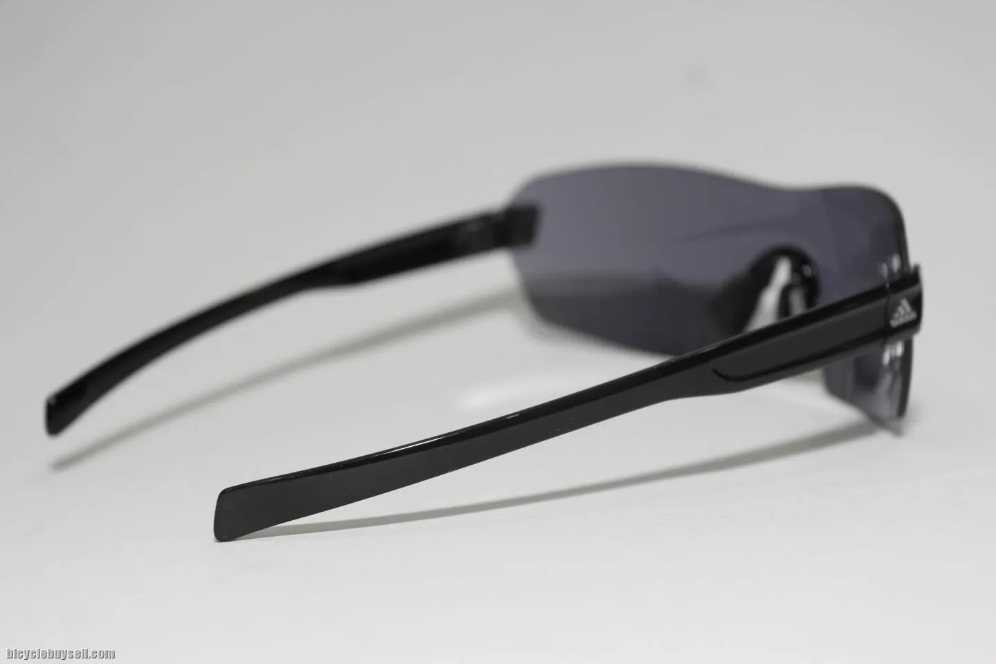 adidas Arriba sunglasses - Shiny Black