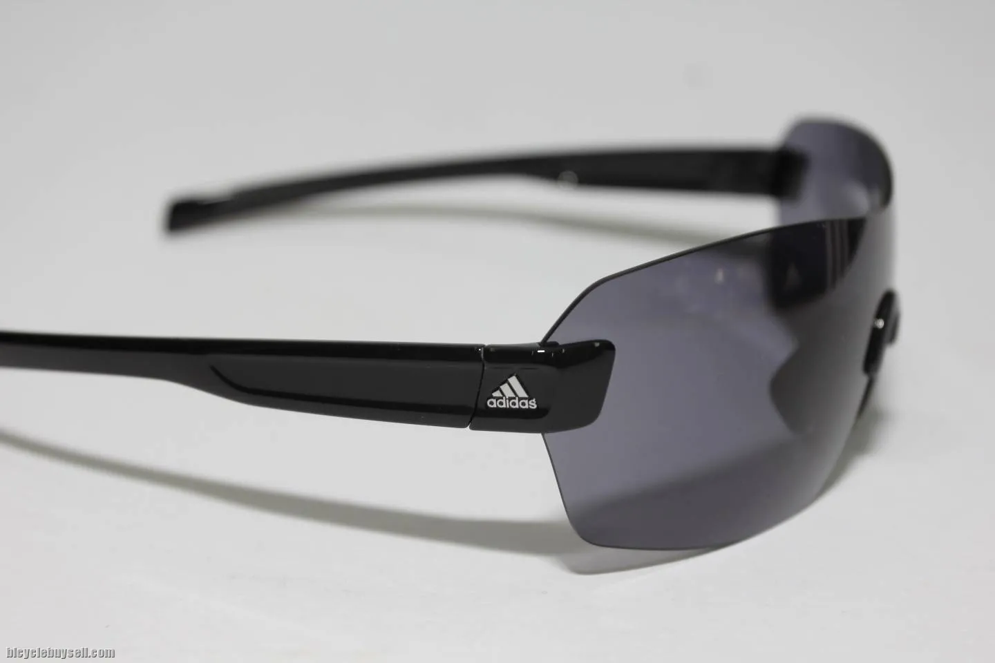 adidas Arriba sunglasses - Shiny Black