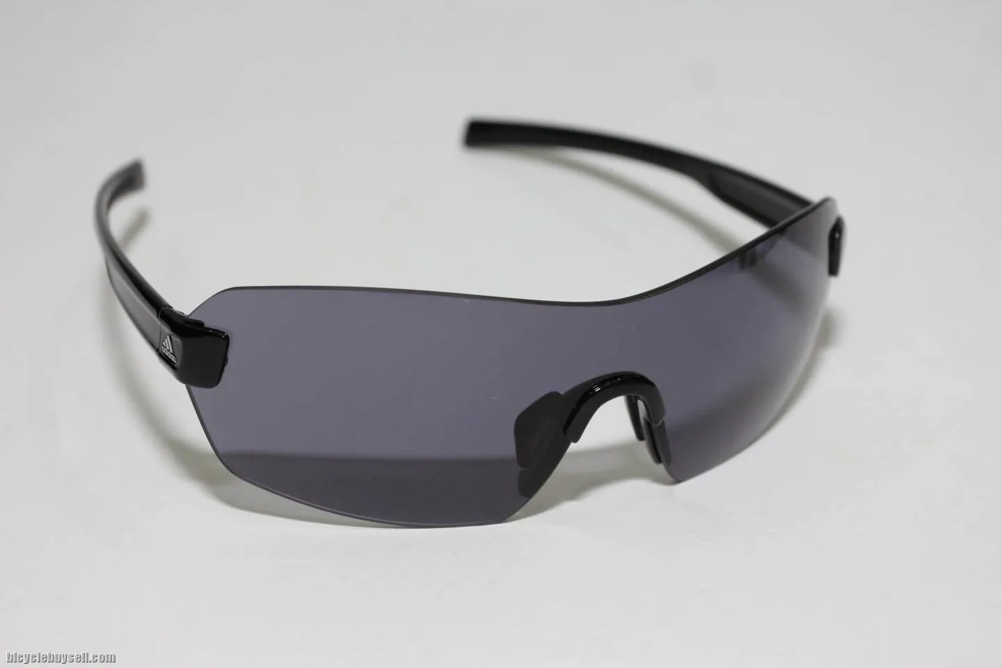 adidas Arriba sunglasses - Shiny Black