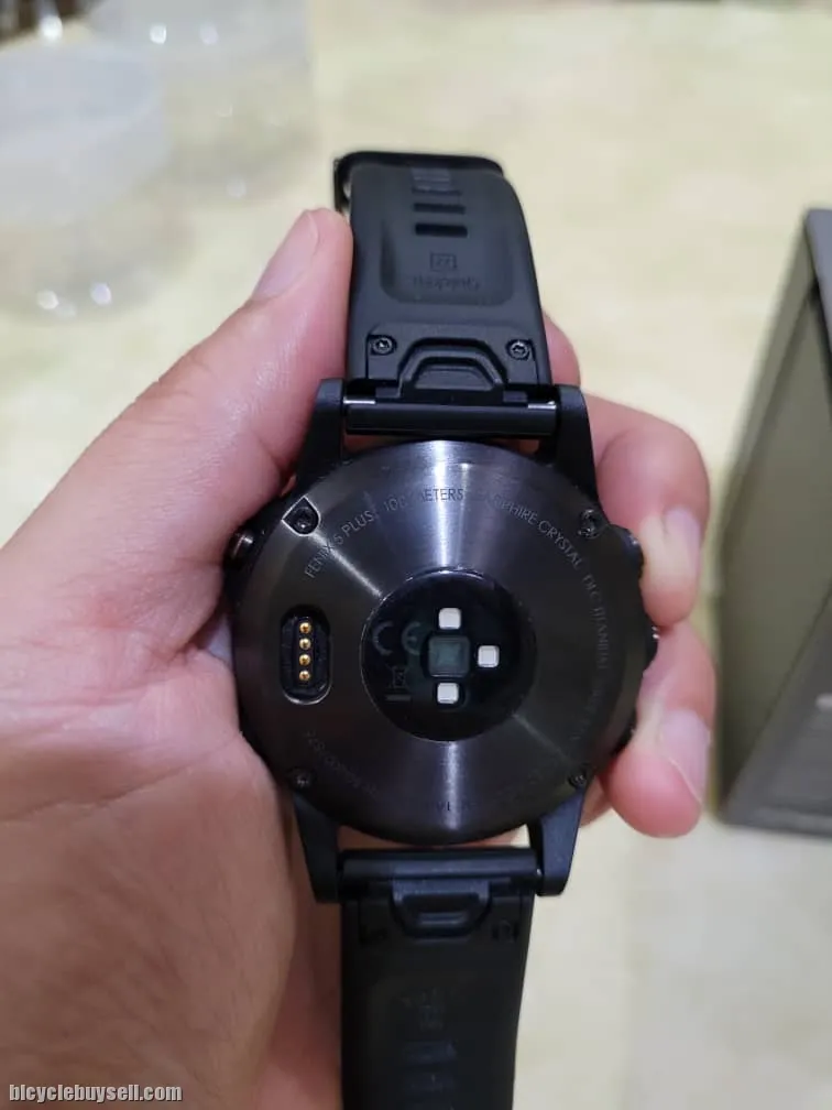 Garmin Fenix 5 Plus Sapphire Crystal Len, Carbon DLC Gray Case &amp; DLC Titanium Band