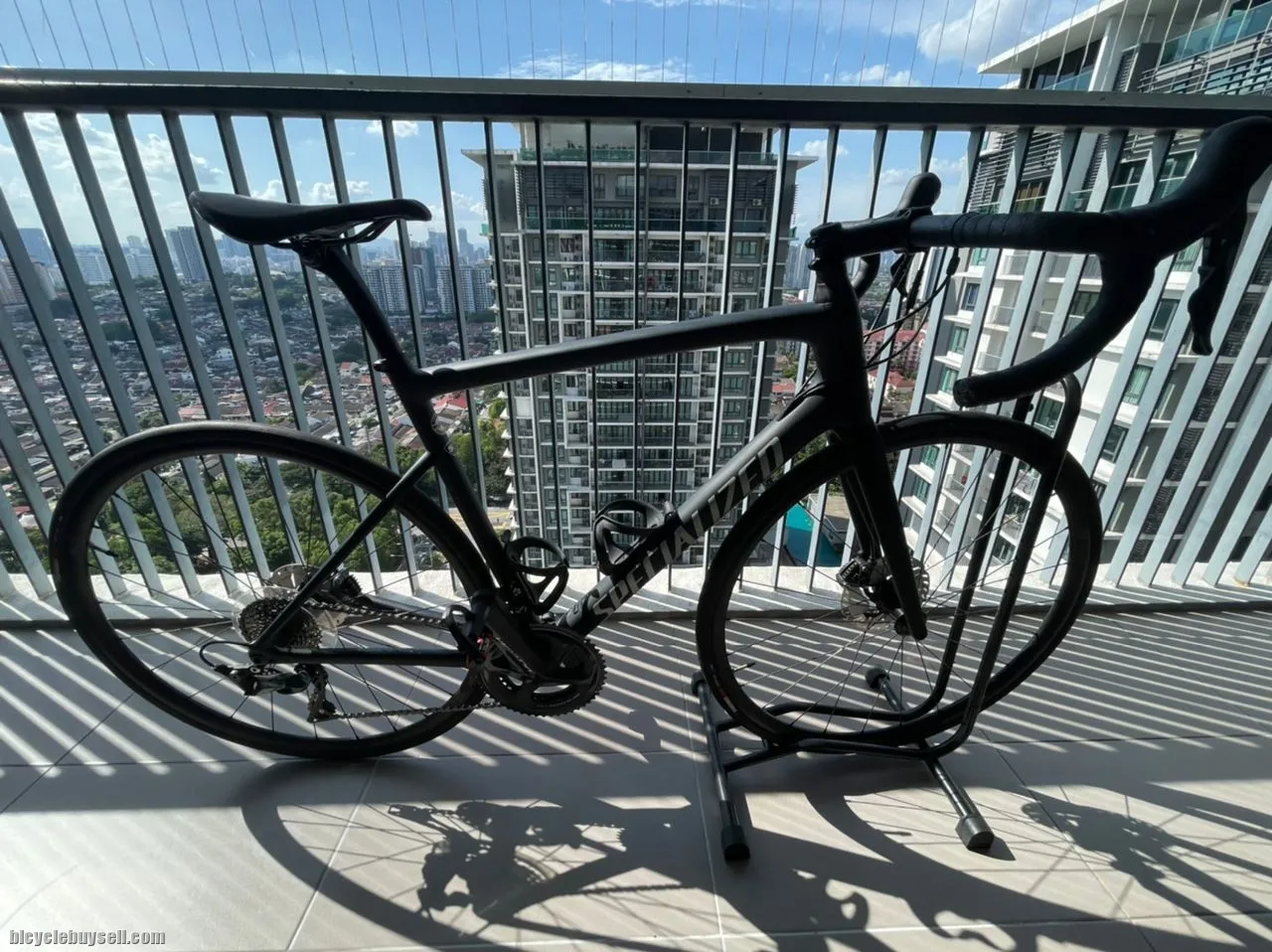 Tarmac SL6 Sport (Ultegra) + Rapha Helmet