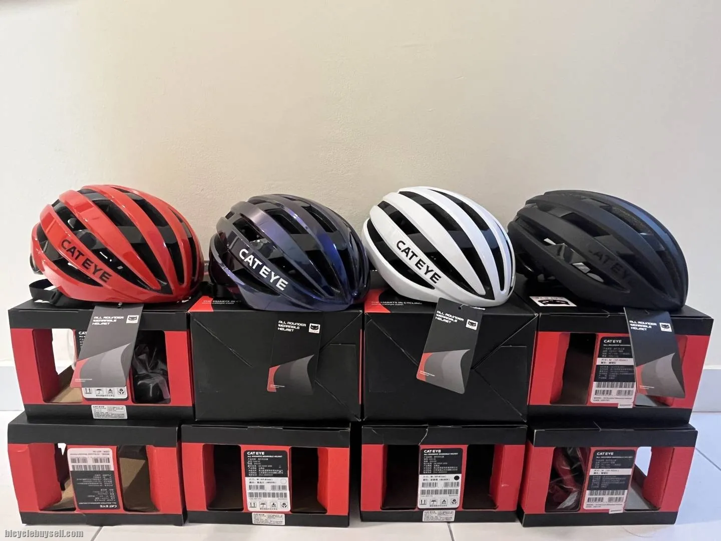 Cateye Helmet