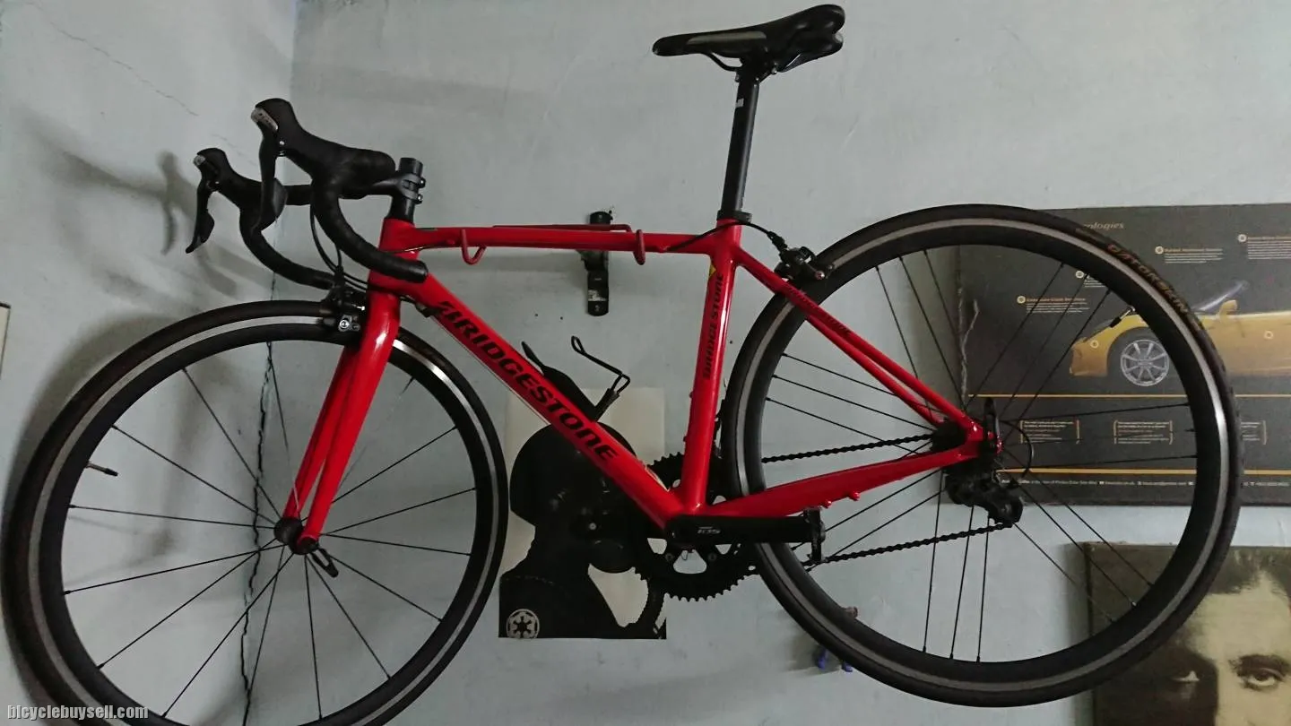 Made in Japan Bridgestone RS8 Carbon roadbike