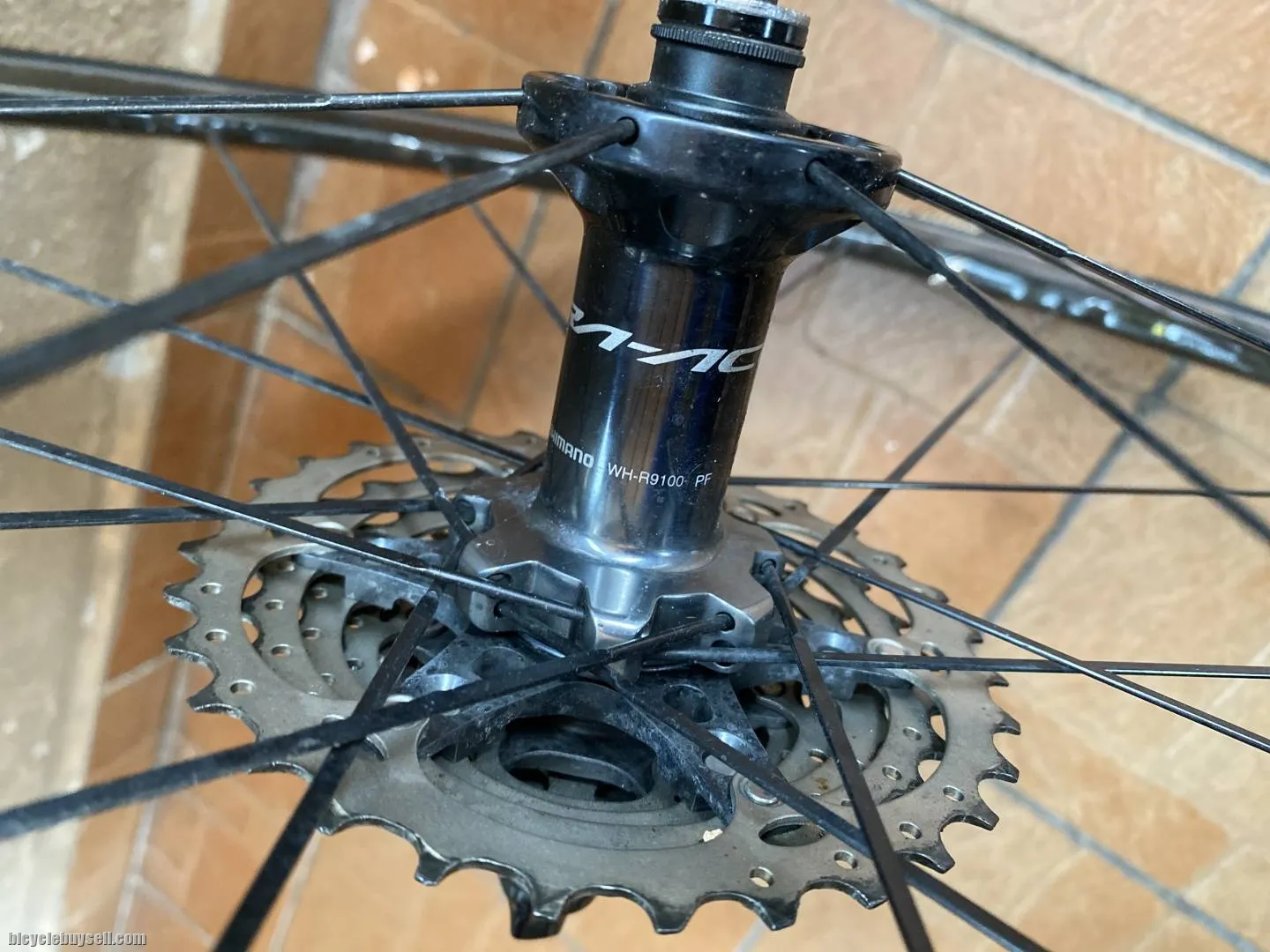 WTS : SHIMANO DURA ACE 9100 C40 CARBON CLINCHER WHEELSET